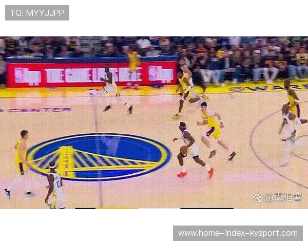 勇士连续三分拉开分差